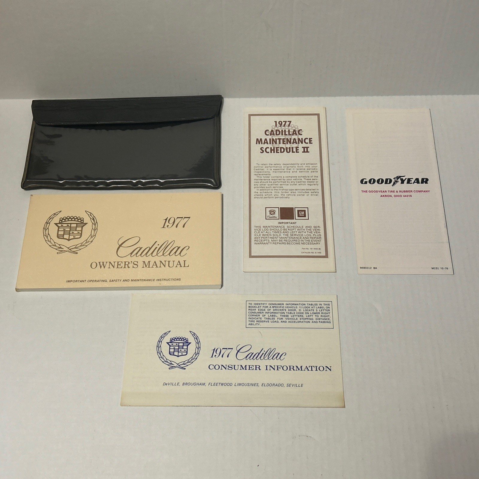 ORIGINAL VTG 1977 CADILLAC ELDORADO DEVILLE BROUGHAM FLEETWOOD OWNERS MANUAL +++