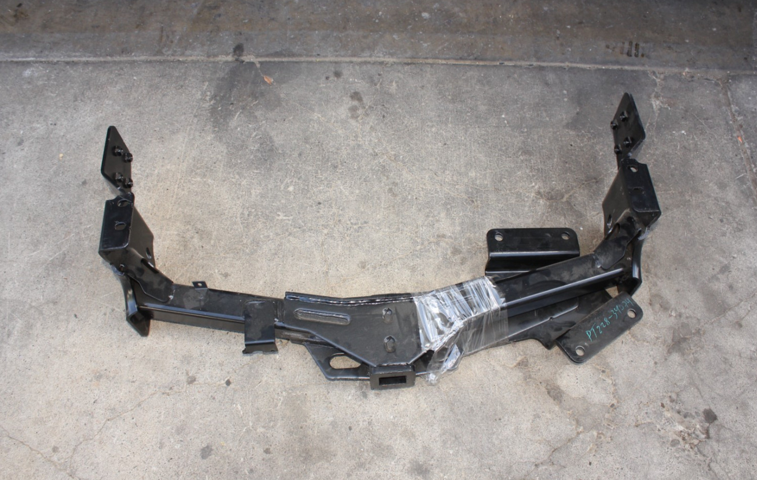 Genuine TOYOTA Tow Hitch Receiver PT228-34074 for 07-17 Tundra OEM