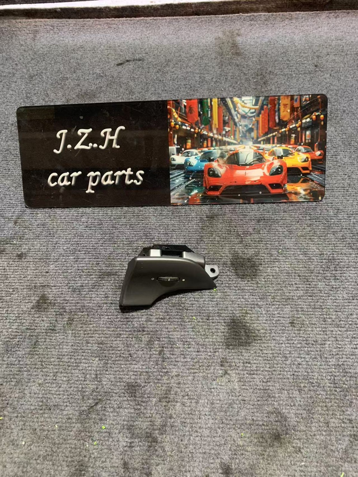 Used,For Ferrari F12 RH LATERAL SURROUND OEM PN 84490200