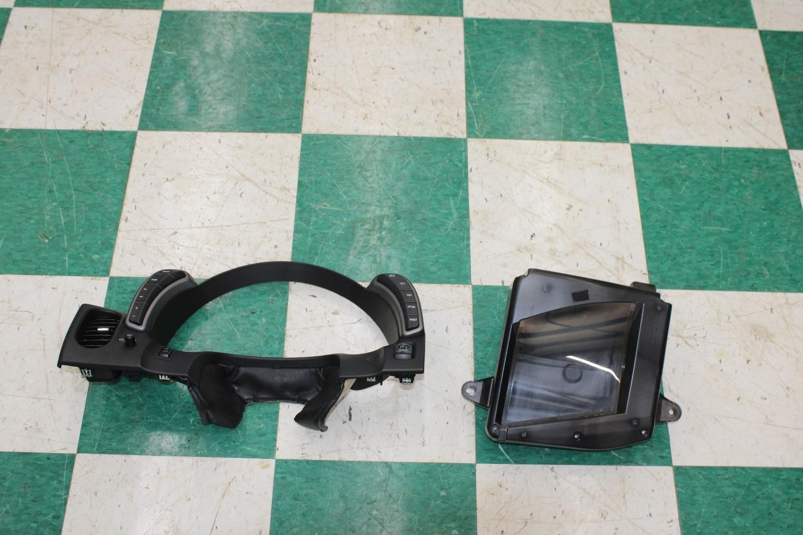 06-08 C6 Vette LH Left HUD Heads Up Display Projector w/ Cluster Trim OEM OE WTY