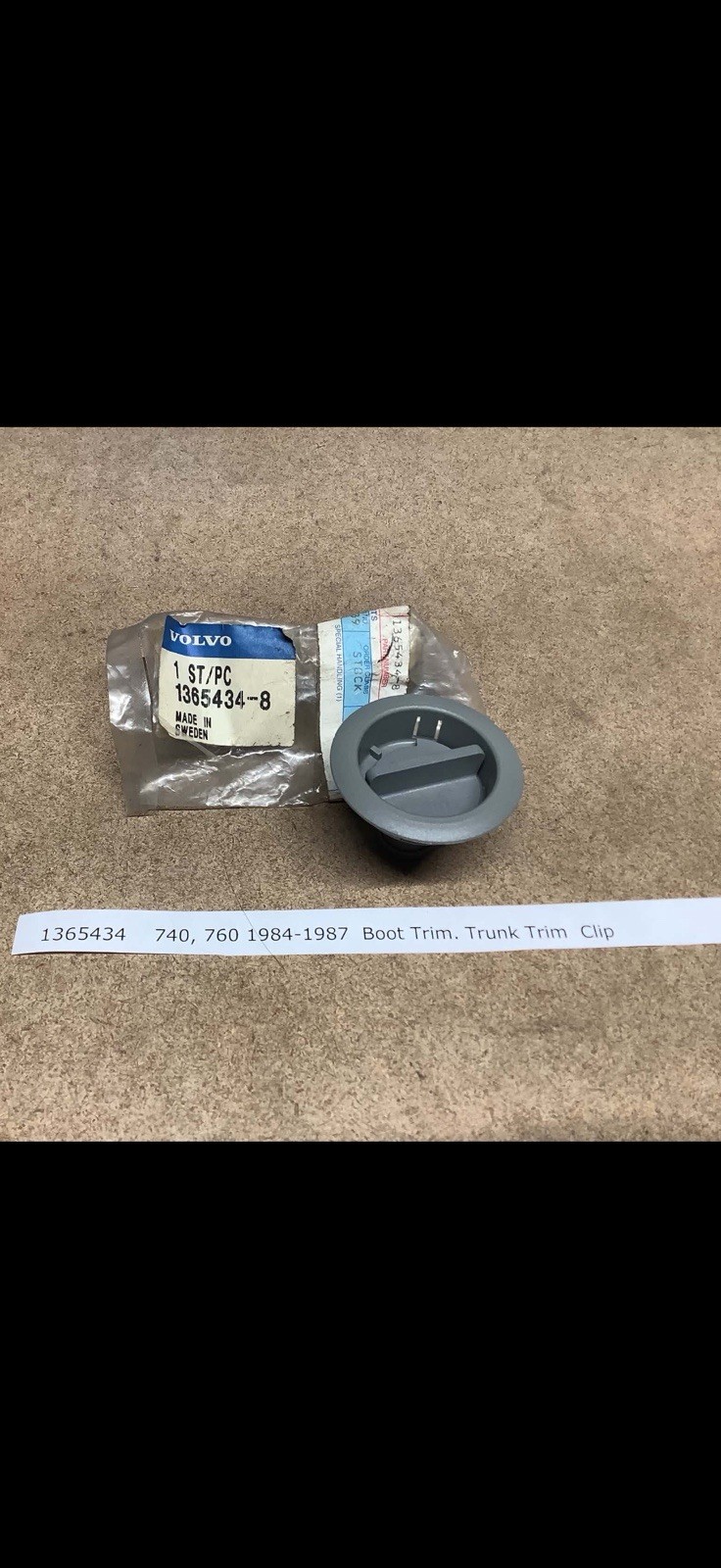 Volvo 740 760 Boot Trim, Trunk Trim Clip Lock OEM GENUINE NOS 1984-1987 #1365434 Volvo 740 760 Boot Trim, Trunk Trim Clip Lock OEM GENUINE NOS 1984-1987 #1365434