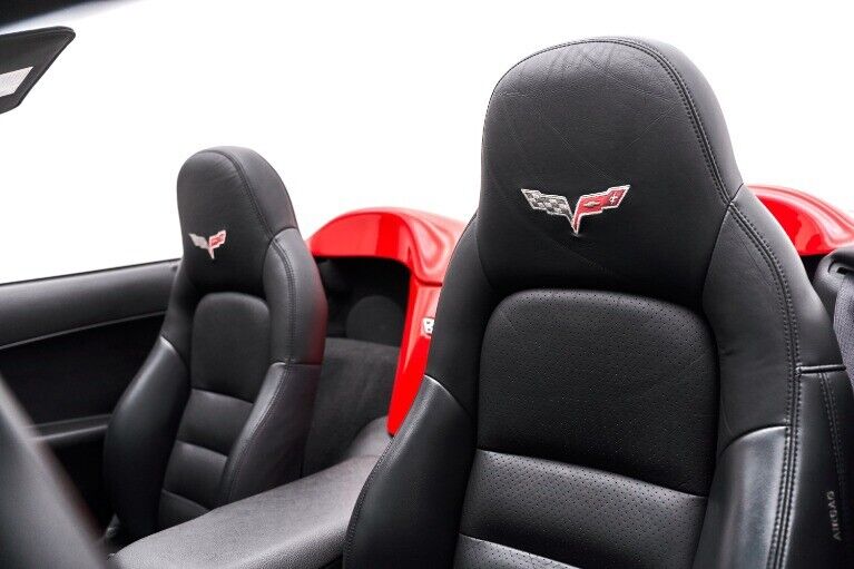 Corvette C6 Sports 2005-2011 In Black Fuax Leather Car Seat Covers