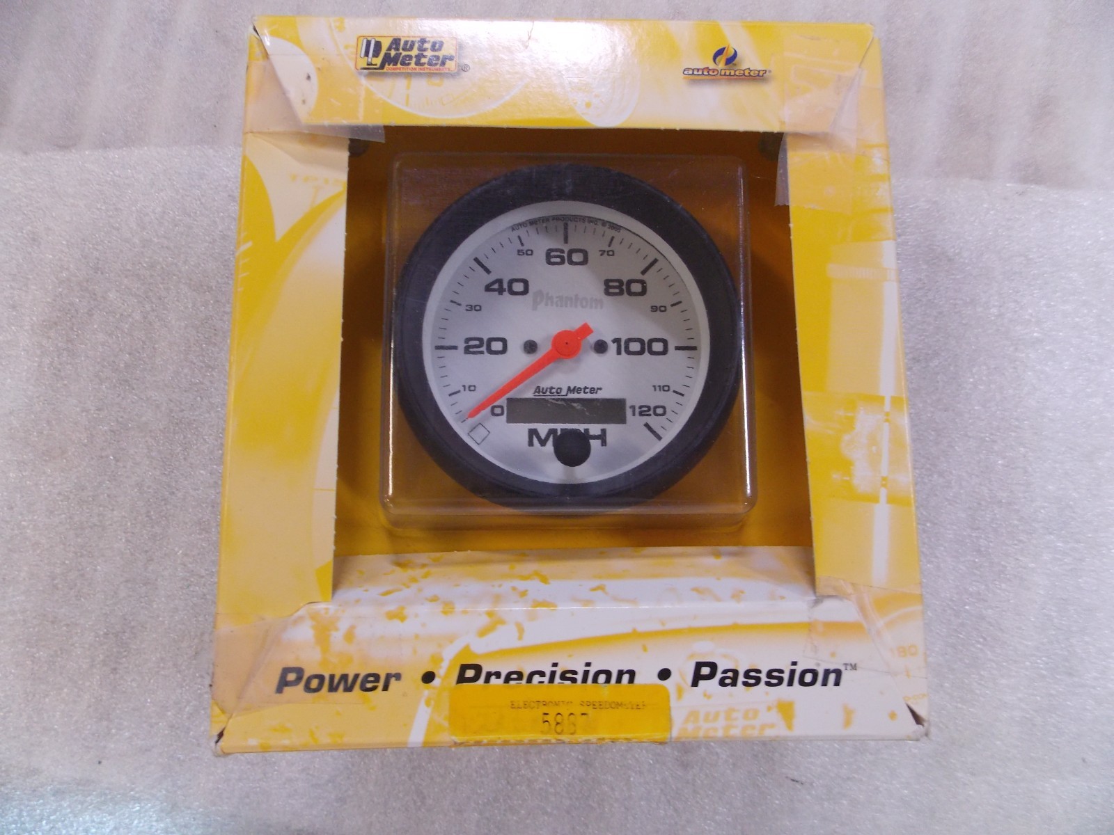 Autometer 5887 Phantom In-Dash Electric Speedometer 3 3/8\