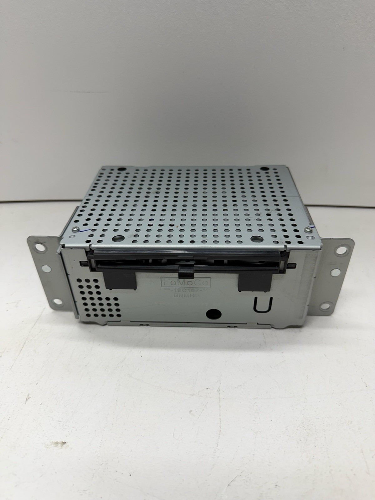 17-19 FORD F350SD Radio Receiver AM-FM-CD-MP3 HD Single Disc OEM HC3T-19C107-CM 17-19 FORD F350SD Radio Receiver AM-FM-CD-MP3 HD Single Disc OEM HC3T-19C107-CM