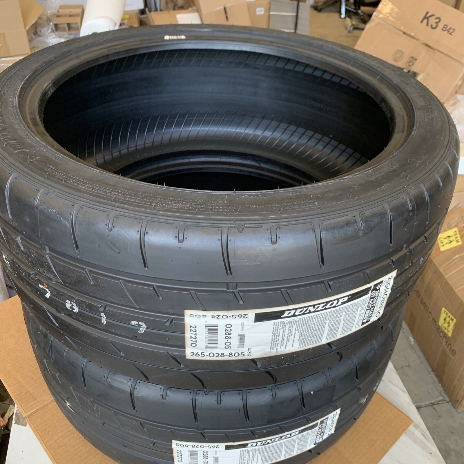 Dunlop SP Sport Maxx GT 600 DSST 255/40ZR20 Tire for GT-R Nismo 2016-2017 Front 