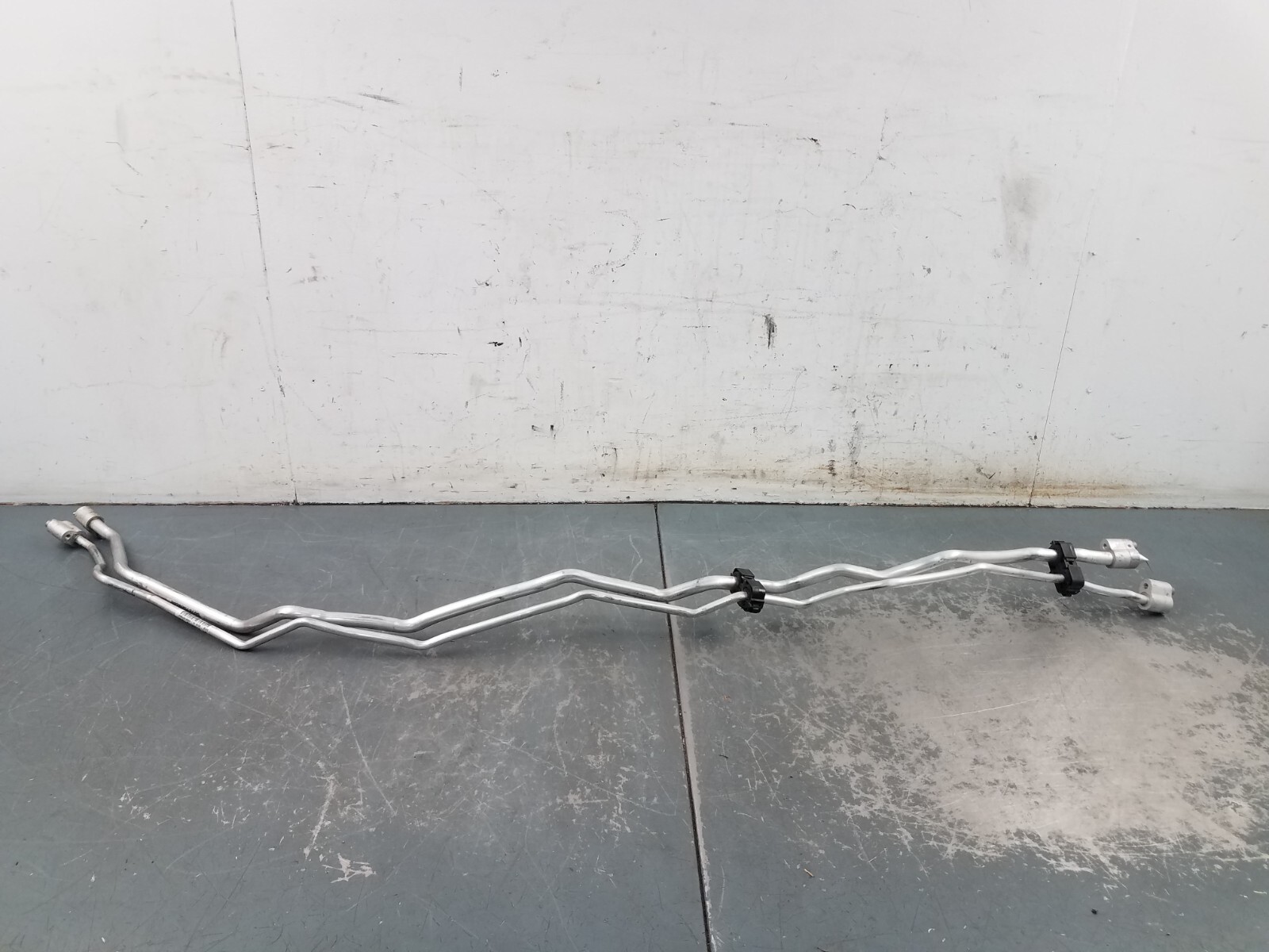 2014 Porsche 911 GT3 991.1 A/C Pipes through Tunnel #3456 A4