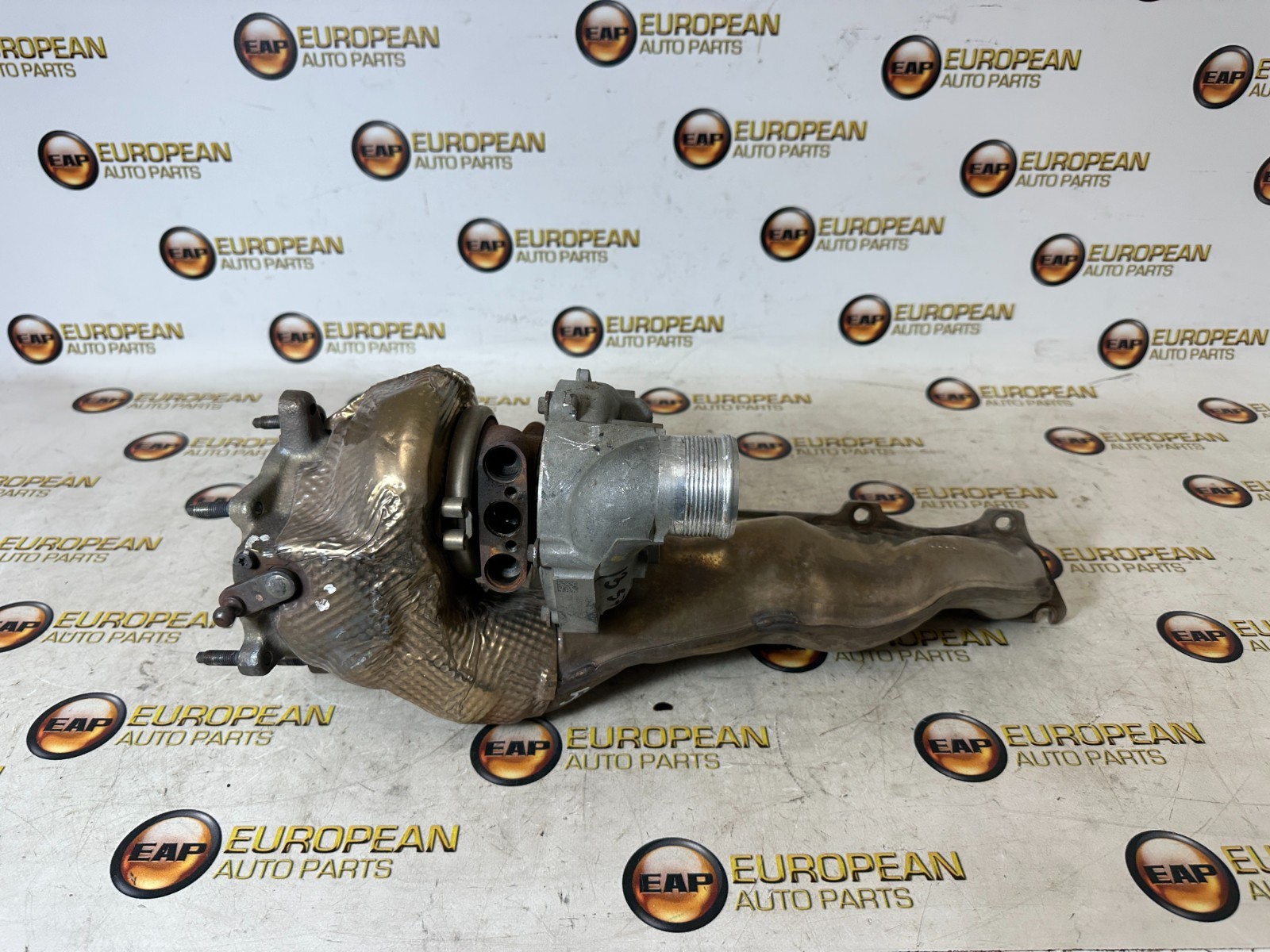 2013-2018 Audi A8 S7 S6 Exhaust Manifold Turbocharger, Right 079145704E OEM