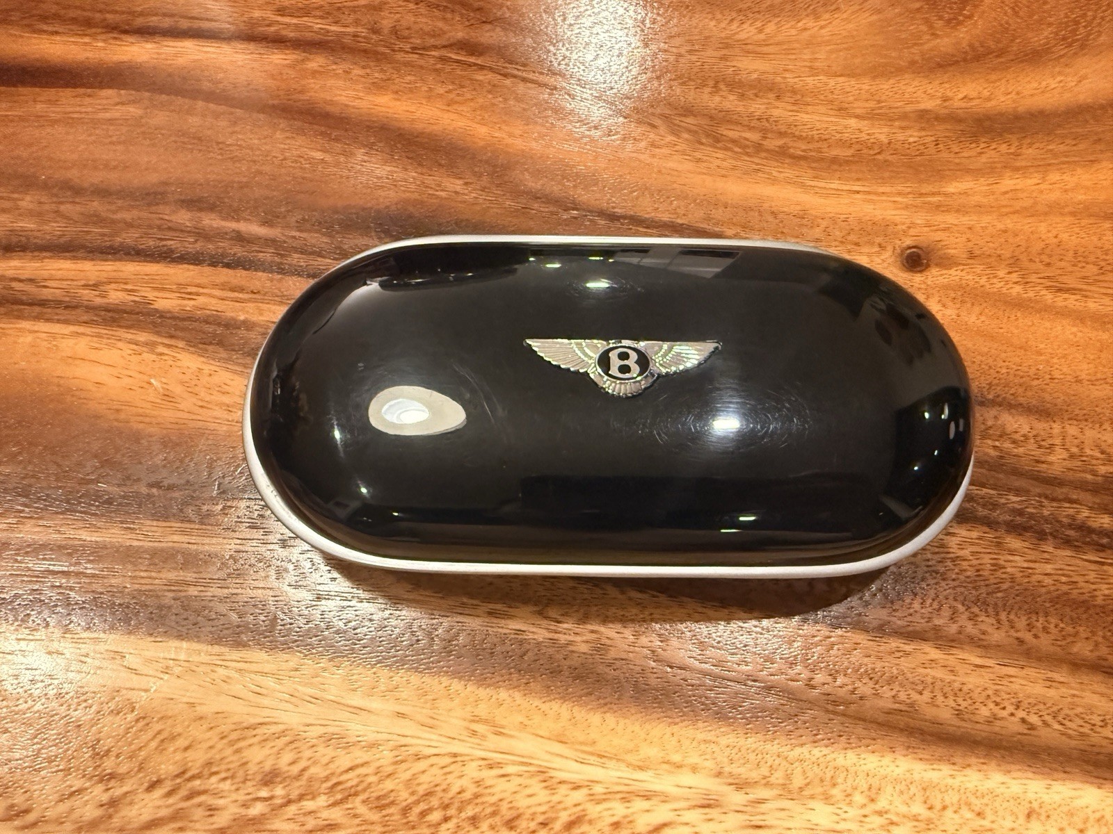BENTLEY CONTINENTAL GT GTC FLYING SPUR SUNGLASS CASE BLACK BENTLEY CONTINENTAL GT GTC FLYING SPUR SUNGLASS CASE BLACK