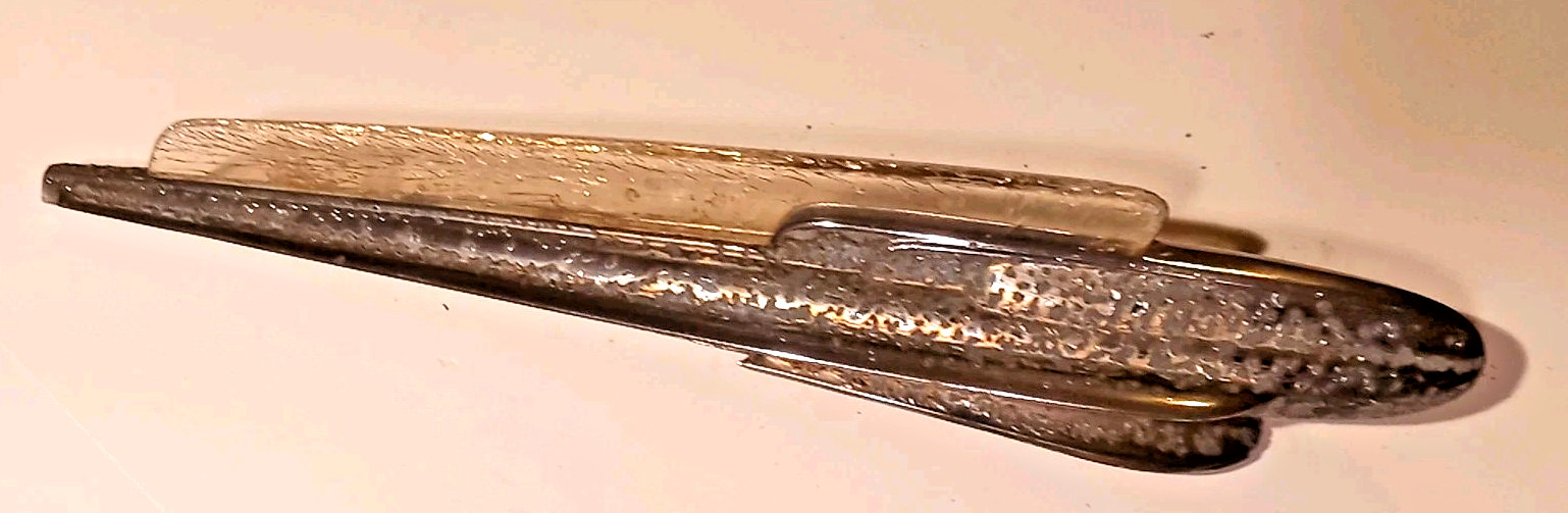 1947-48 Chevrolet Hood Ornament Plastic Insert Metal Base Fleetmaster Fleetline 1947-48 Chevrolet Hood Ornament Plastic Insert Metal Base Fleetmaster Fleetline