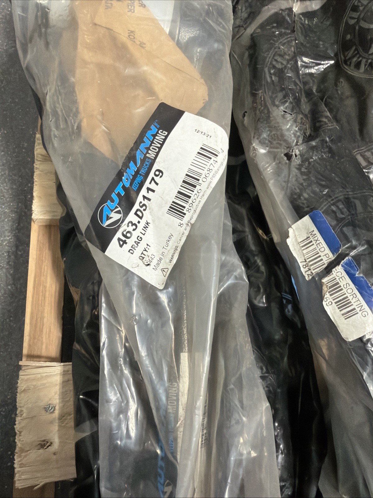 Automann 463.DS1179 Drag Link, 14.210 In. C To C, For Peterbilt 357-378-379 Automann 463.DS1179 Drag Link, 14.210 In. C To C, For Peterbilt 357-378-379