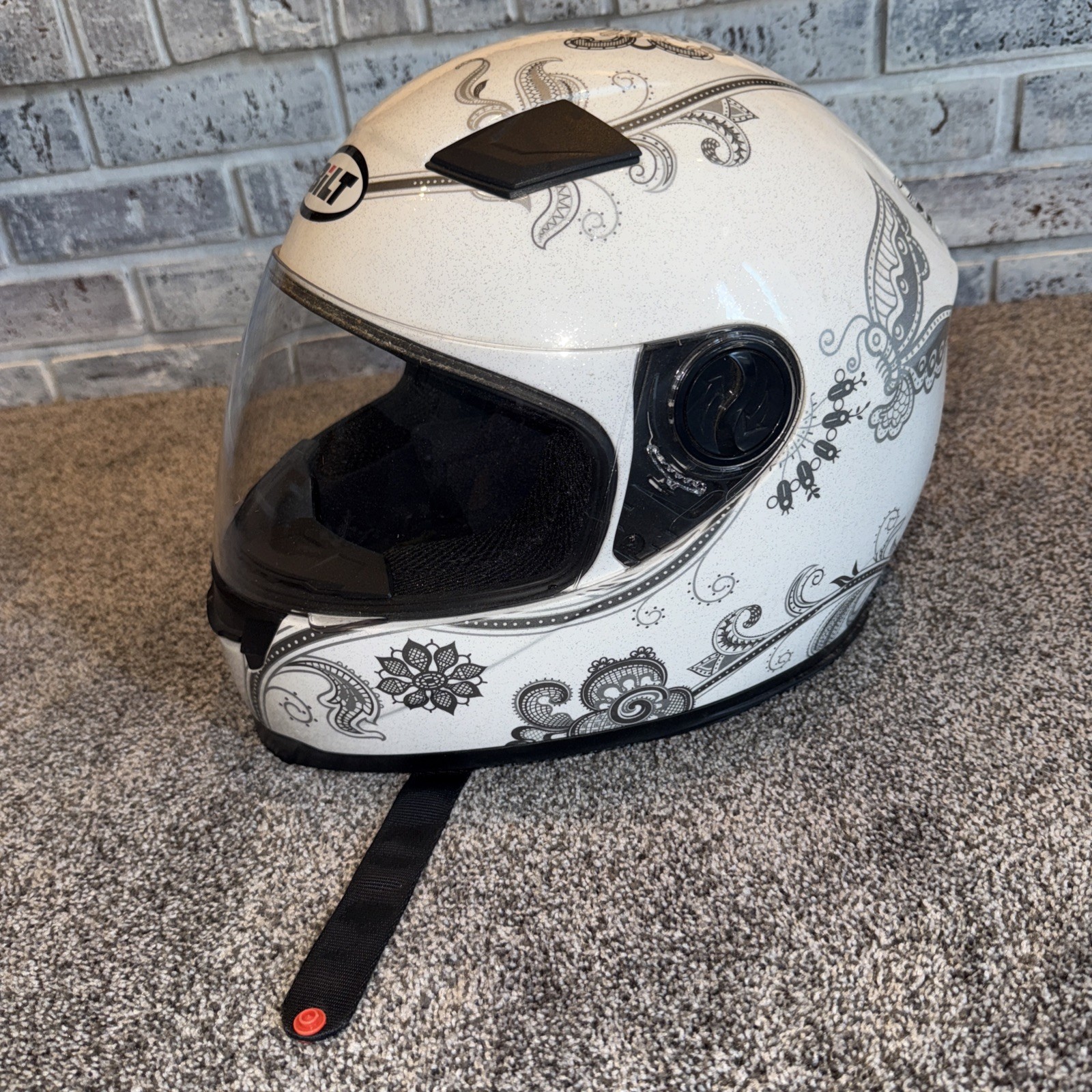 Women’s Bilt Motorcycle Helmet, White, Size Small - NWOT Women’s Bilt Motorcycle Helmet, White, Size Small - NWOT