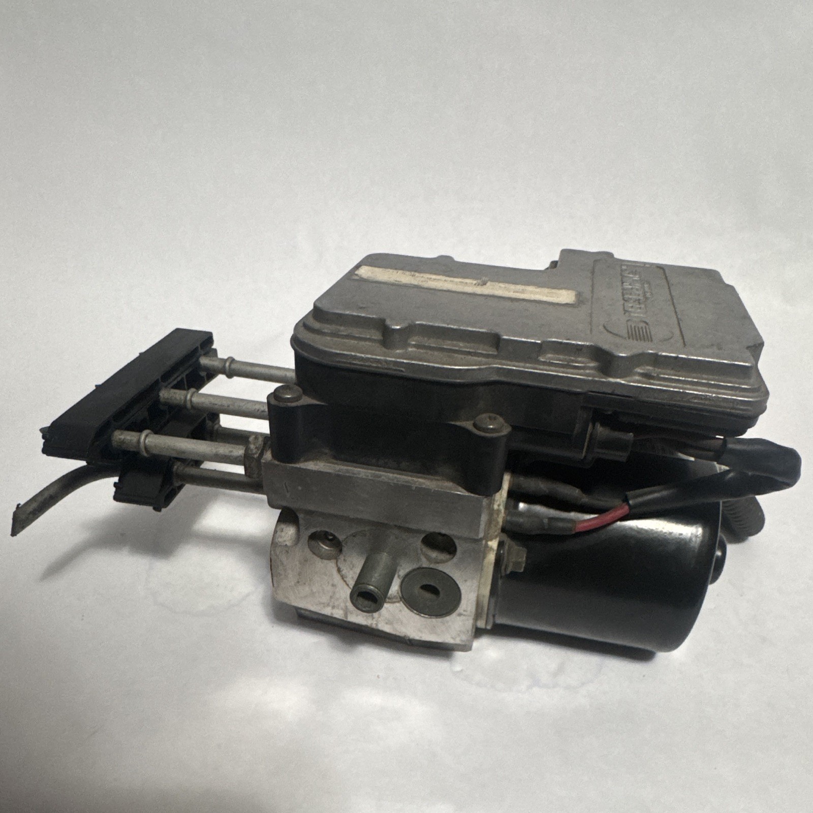2001-2002 CHEVY BLAZER S10 ABS PUMP CONTROL MODULE OEM G668LA0 2001-2002 CHEVY BLAZER S10 ABS PUMP CONTROL MODULE OEM G668LA0