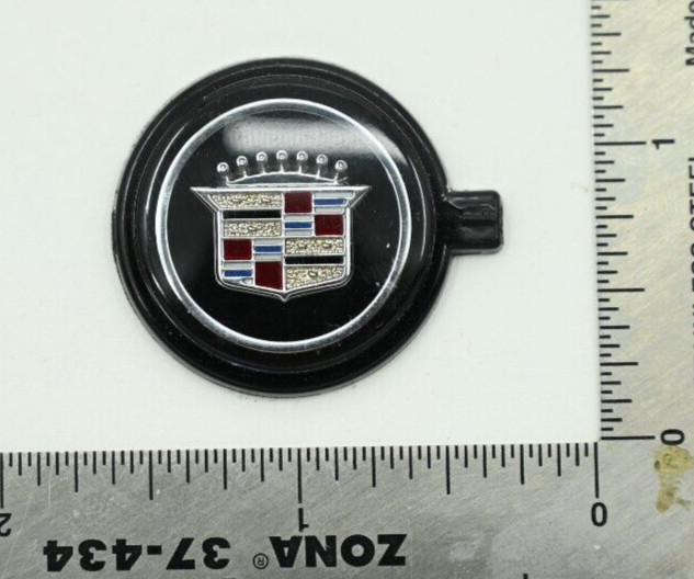 NOS OEM Cadillac Round Emblem Fits in Steering Wheel Horn Cover