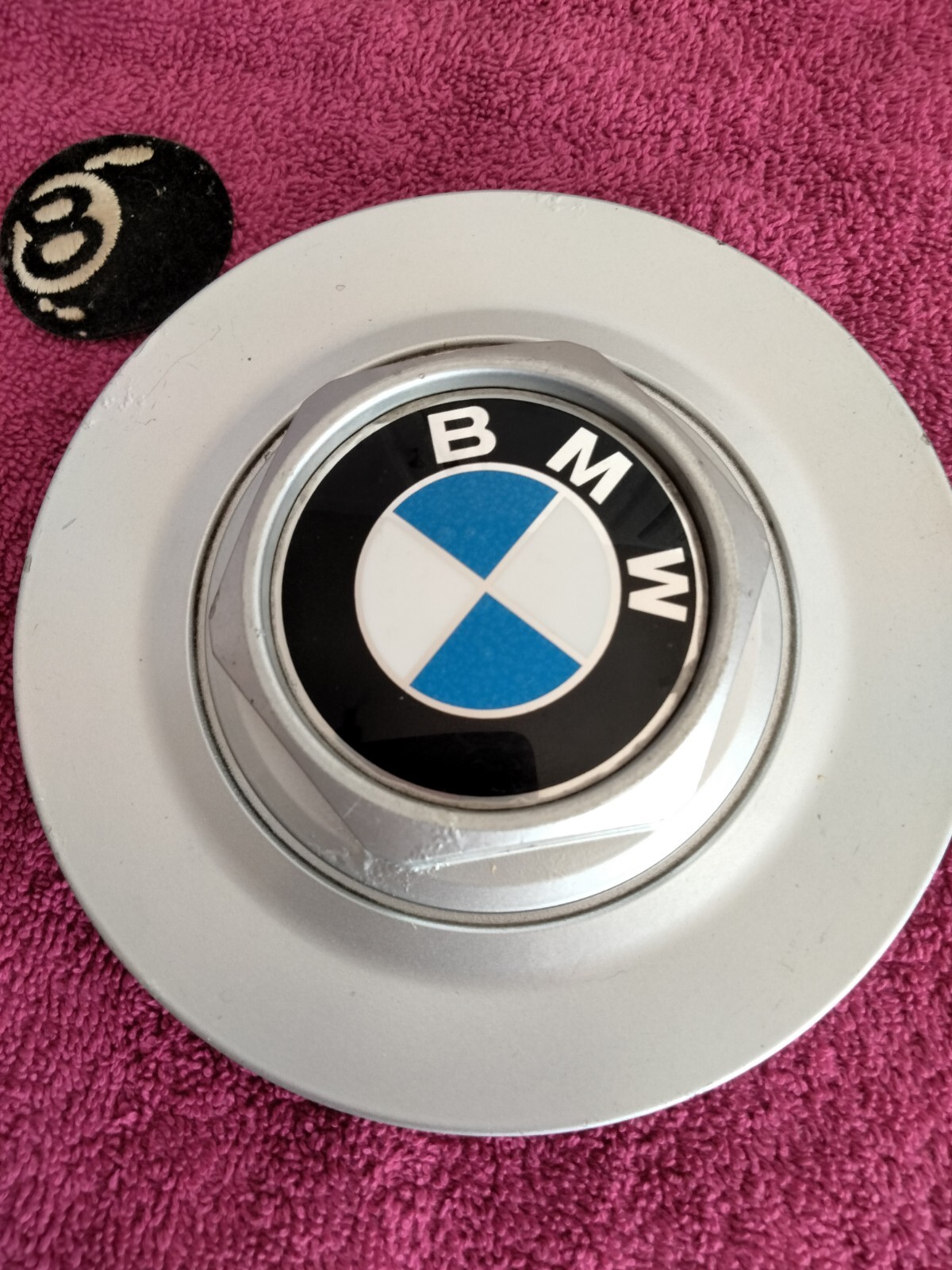 QTY: x1 BMW 3 SERIES TWIST TURN SILVER HEX 6-5/8\