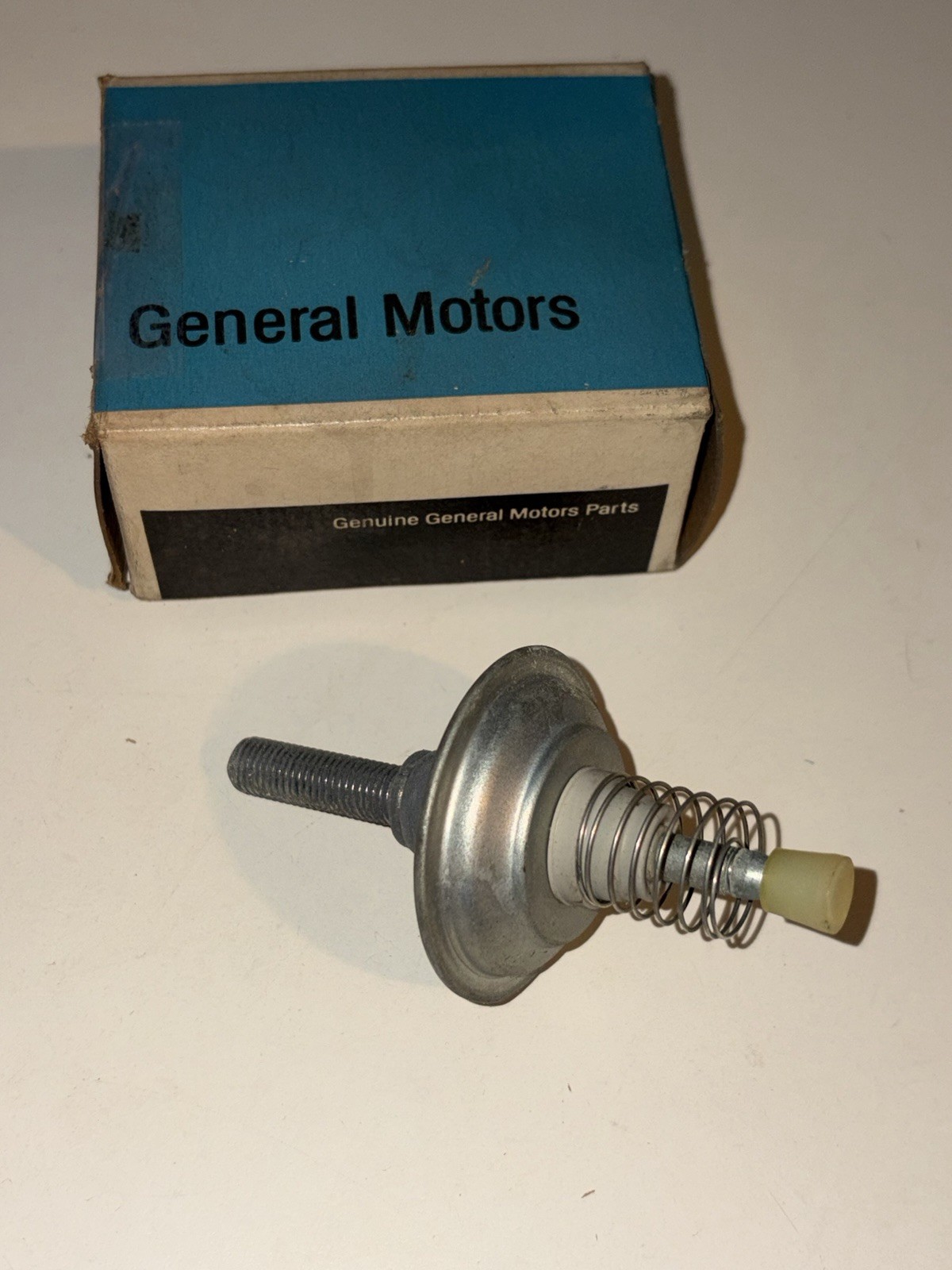 NOS GM 1965 OLDSMOBILE 442 JETSTAR F85 CARBURETOR DASHPOT ROCHESTER NEW GM NOS GM 1965 OLDSMOBILE 442 JETSTAR F85 CARBURETOR DASHPOT ROCHESTER NEW GM