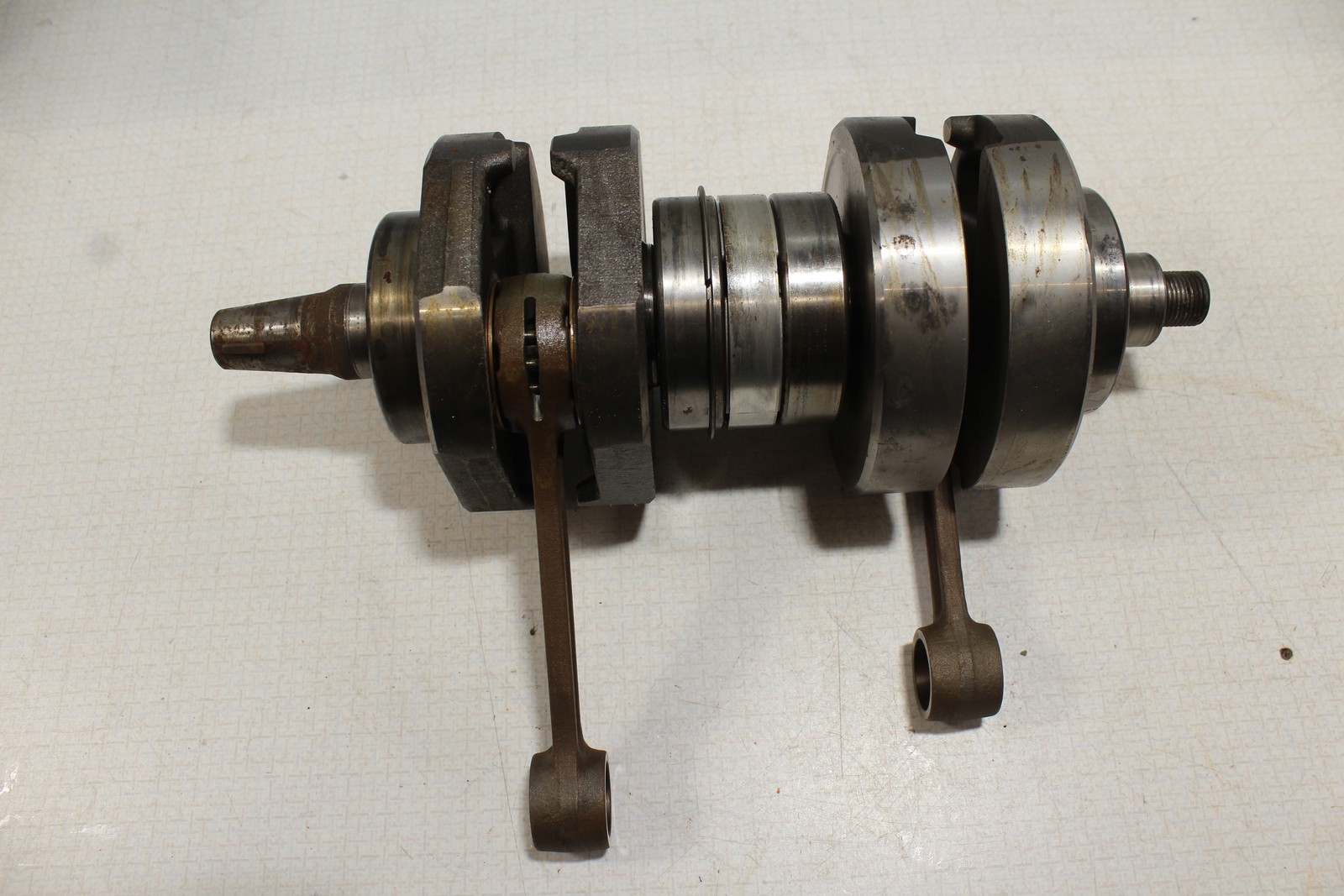 88 KAWASAKI JET SKI 650 SX ENGINE MOTOR CRANKSHAFT CRANK SHAFT  13031-3705