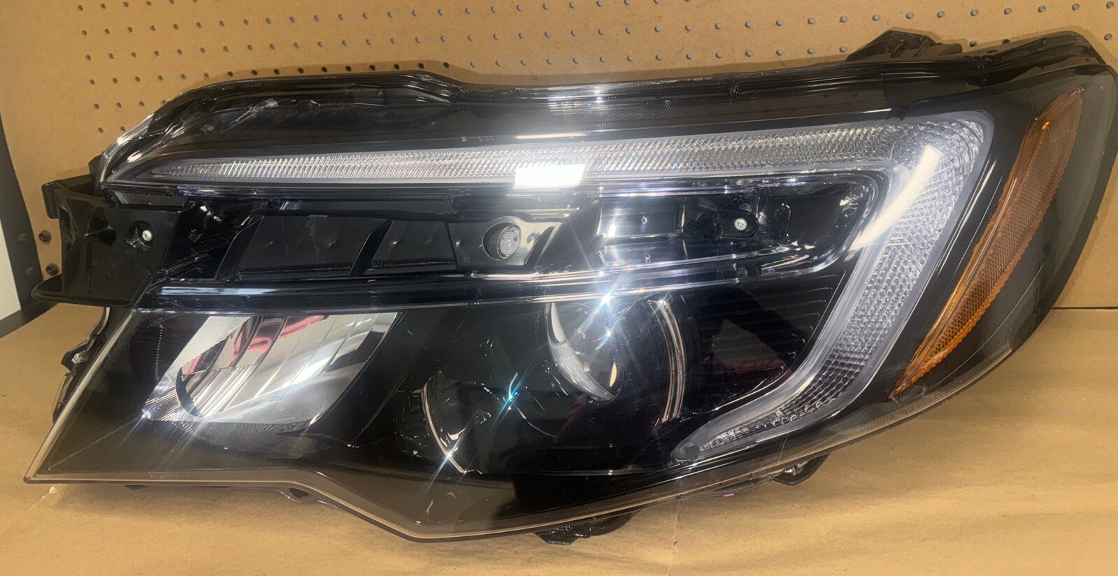 2016-2019 HONDA PILOT LH  HID/LED TYC 20-9716-00-9