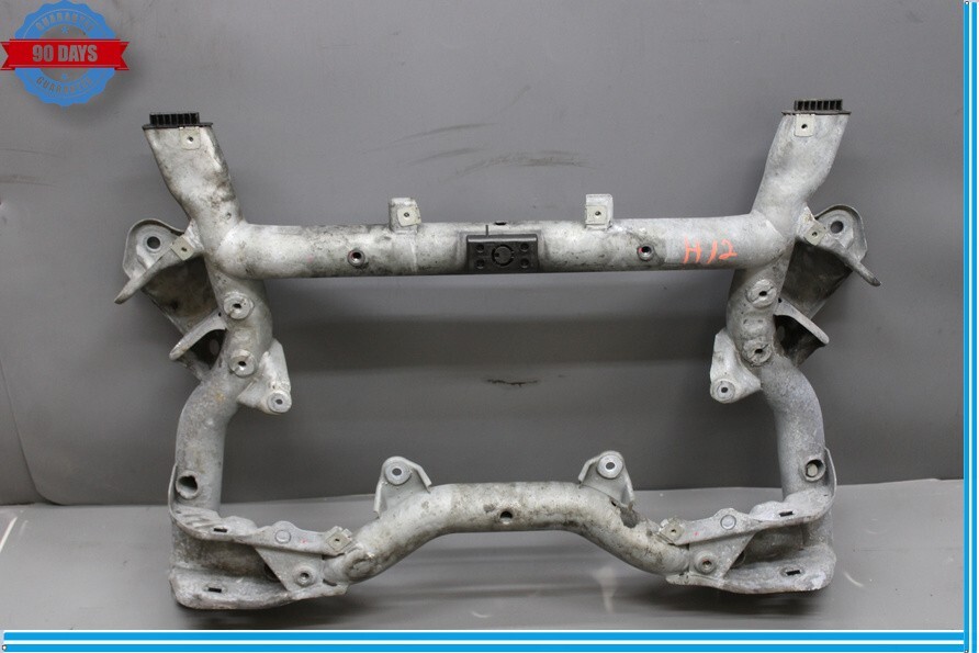 08-17 Mercedes W207 E350 Coupe Front Sub Frame Subframe Engine Crossmember OEM