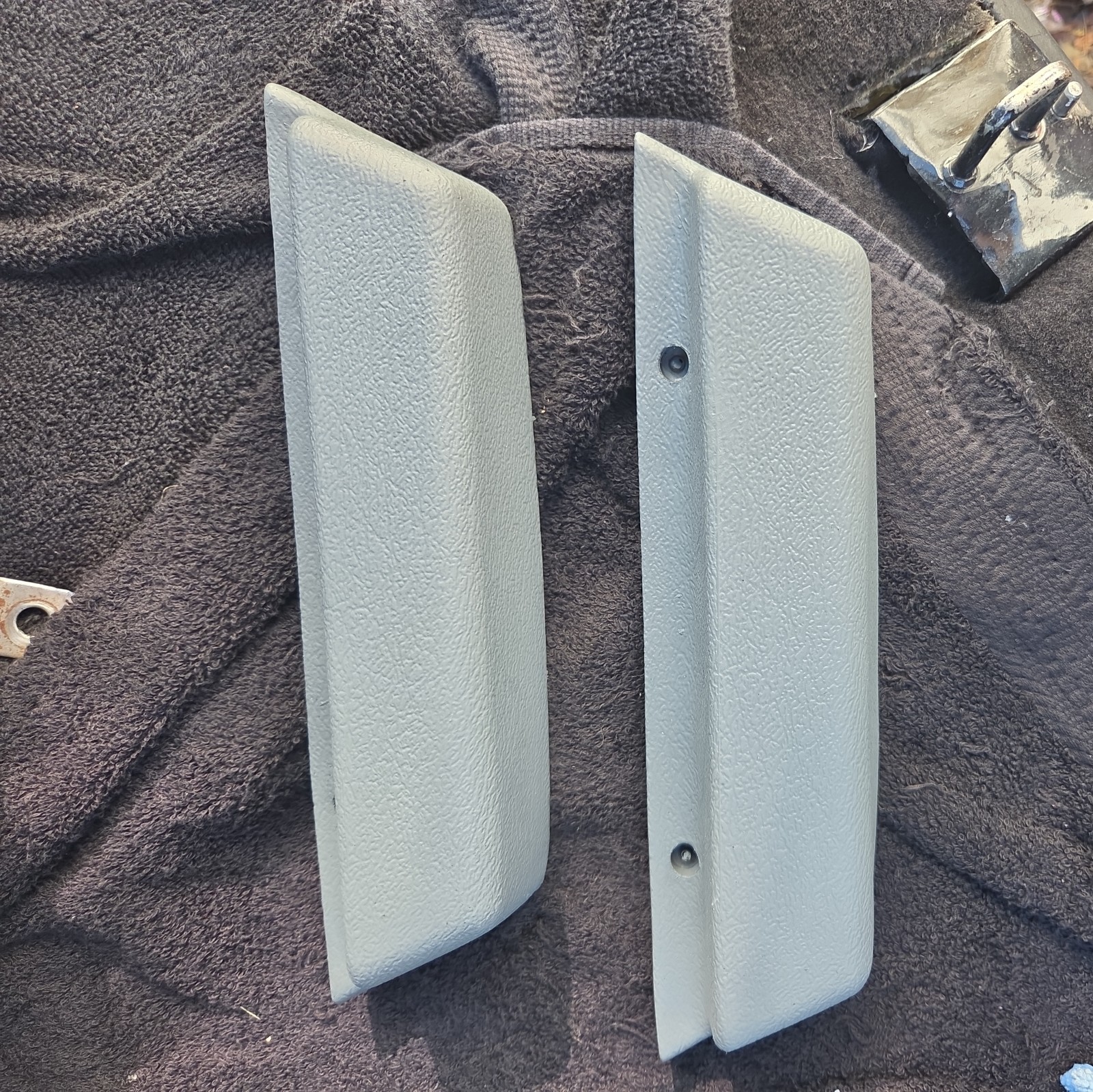 OER Gray Armrest Pad Set For 1973-1976 Chevy/GMC Truck Blazer Jimmy Suburban OER Gray Armrest Pad Set For 1973-1976 Chevy/GMC Truck Blazer Jimmy Suburban
