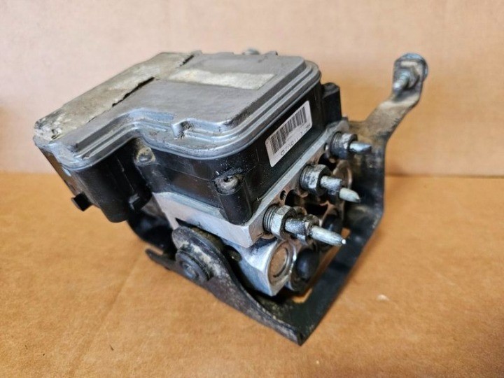 2001-2002 Chevy Silverado 3500 & GMC Sierra 3500 ABS Pump Control Module EBC OEM 2001-2002 Chevy Silverado 3500 & GMC Sierra 3500 ABS Pump Control Module EBC OEM