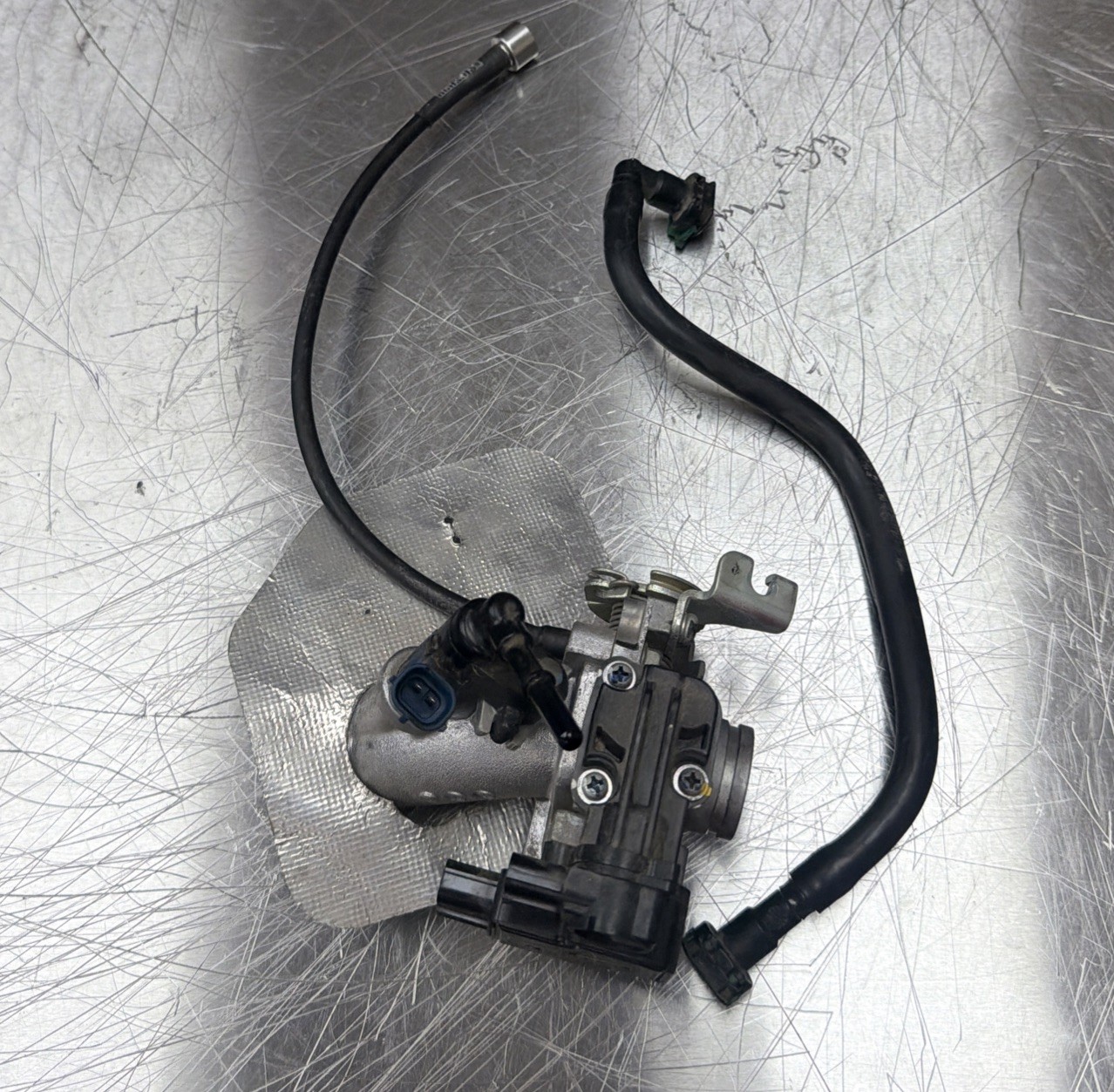 2017 17-23 2023 OEM Kawasaki Z125 Pro Throttle Body Intake Injector Assembly 🙂