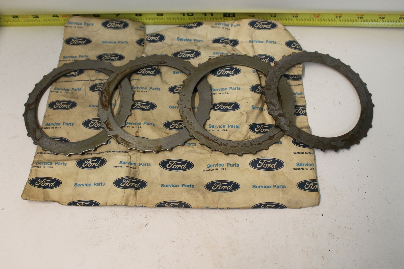 NOS OEM Clutch Plate 4pk C4AZ-7B442-B 1964-69 Ford Mustang Fairlane Falcon (867) NOS OEM Clutch Plate 4pk C4AZ-7B442-B 1964-69 Ford Mustang Fairlane Falcon (867)