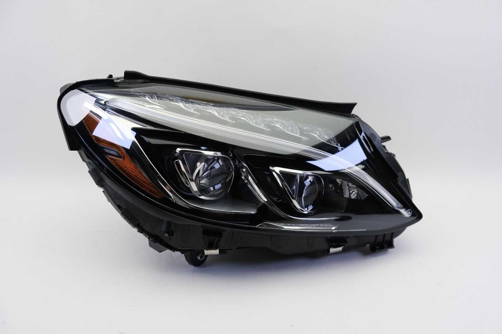 2015-2018 Mercedes W205 C-CLASS AMG Adaptive Right RH Headlight A2059065705 OEM 2015-2018 Mercedes W205 C-CLASS AMG Adaptive Right RH Headlight A2059065705 OEM