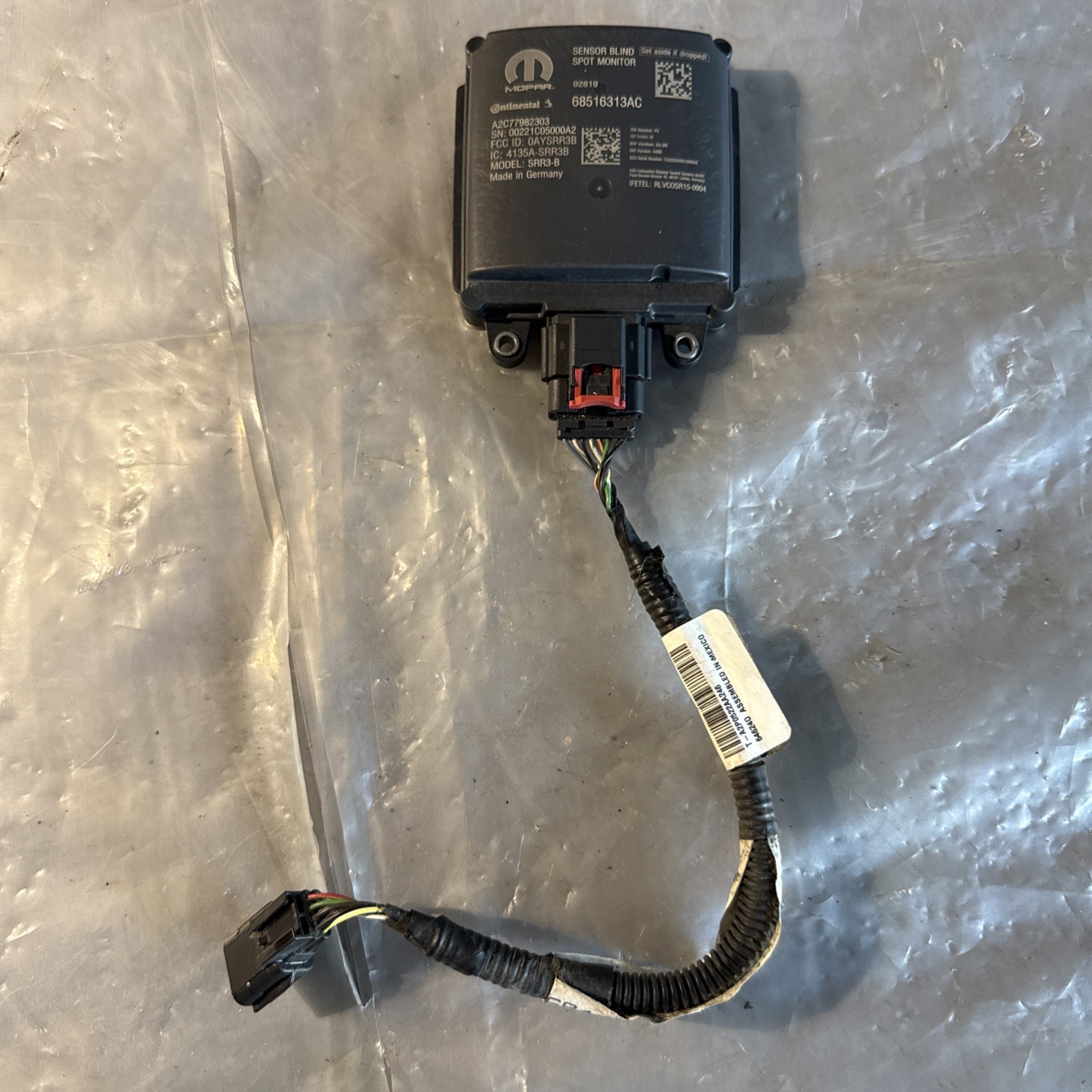 OEM| 2022-2024 Ram Promaster Blind Spot Radar Sensor Left or Right 68516313AC.B1 OEM| 2022-2024 Ram Promaster Blind Spot Radar Sensor Left or Right 68516313AC.B1