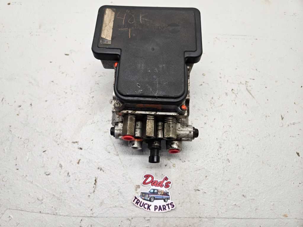 1998-2000 Chevy GMC C/K 2500 ABS Anti Lock Brake Pump Vacuum Booster OEM 3786