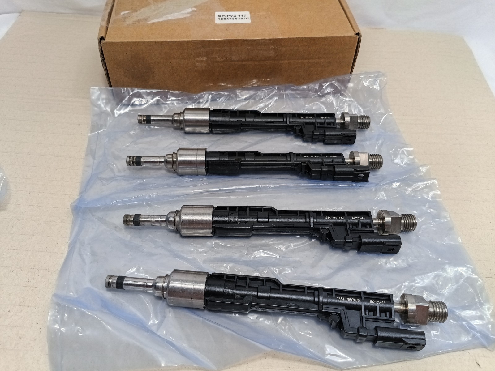 13647597870 NEW 4Pcs Fuel injectors Fits For BMW 328i 320i 528i X1 X3 2.0L US