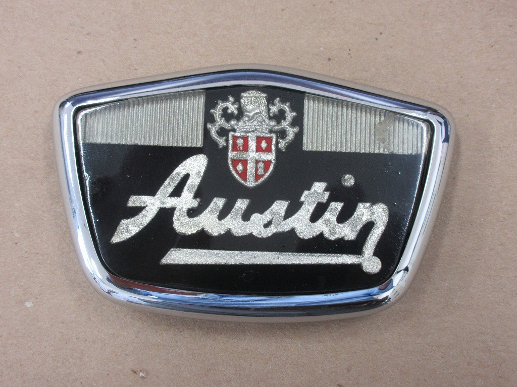 BMC AUSTIN MINI SEVEN Austin Mini Seven front emblem 24G1201 Used item