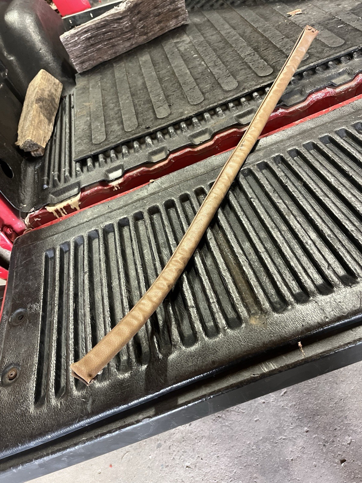 1965-1967 Corvette Deck Lid Trim