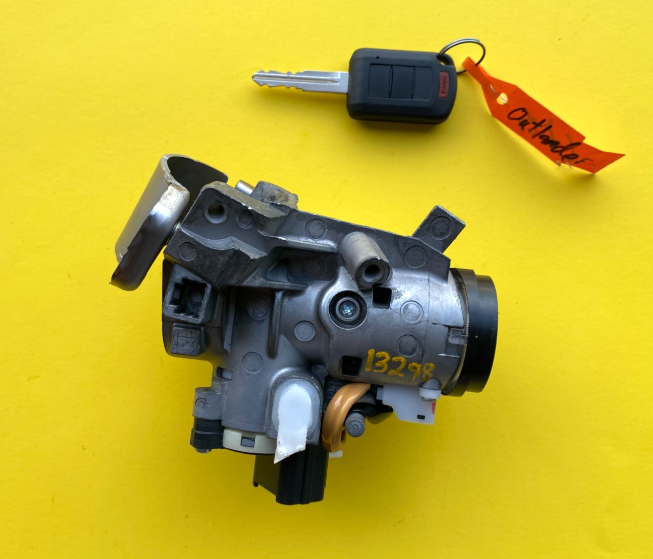 2014-2024 MITSUBISHI OUTLANDER SPORT IGNITION SWITCH LOCK W /KEY OEM 4408A177 2014-2024 MITSUBISHI OUTLANDER SPORT IGNITION SWITCH LOCK W /KEY OEM 4408A177