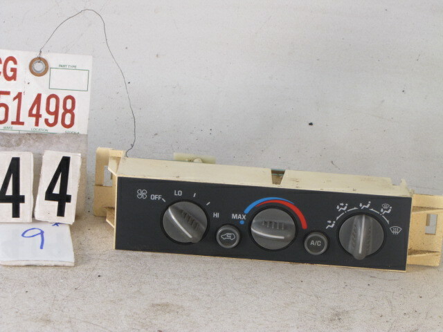 1996-1998 CHEVY C K 1500 SUBURBAN GMC SIERRA YUKON HEATER CLIMATE CONTROL 