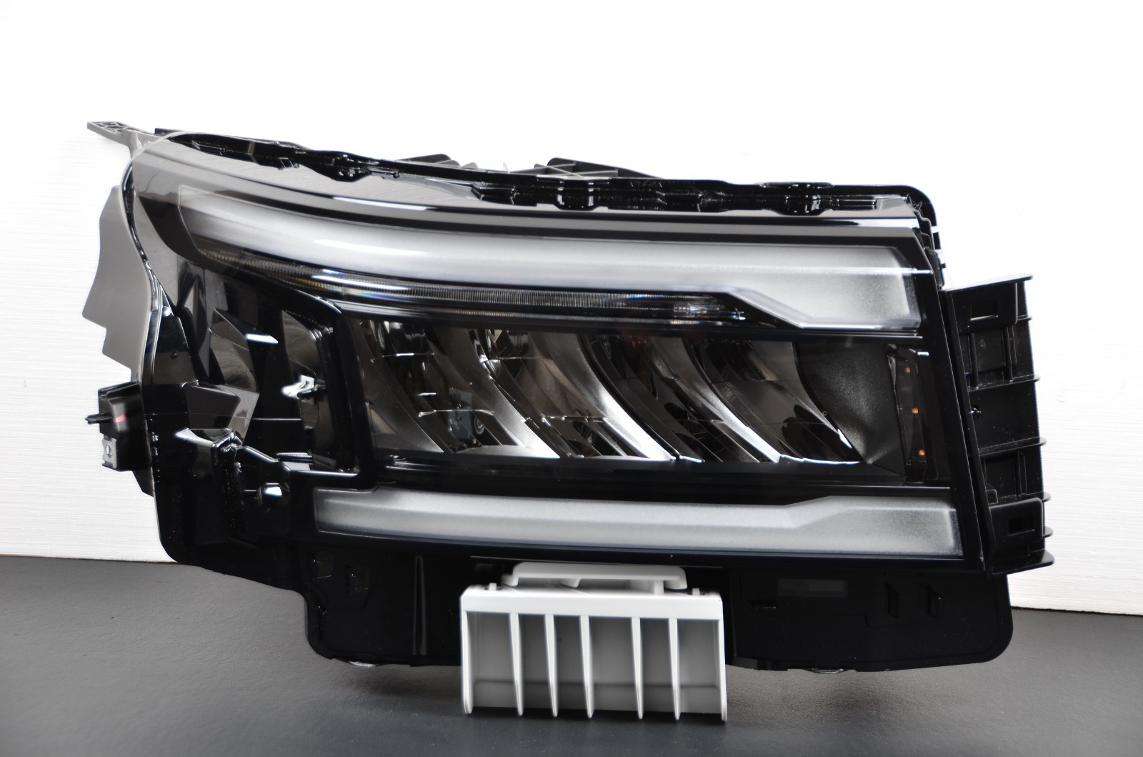 Complete 2022-2025 Nissan Frontier LED Headlight RH Right Passenger Side OEM
