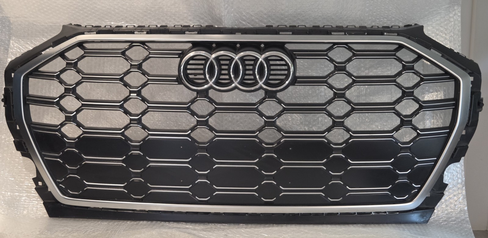 2021-2025 Audi SQ5 Q5 Front Grille CHROMED Assembly 80A853651AH 2021-2025 Audi SQ5 Q5 Front Grille CHROMED Assembly 80A853651AH