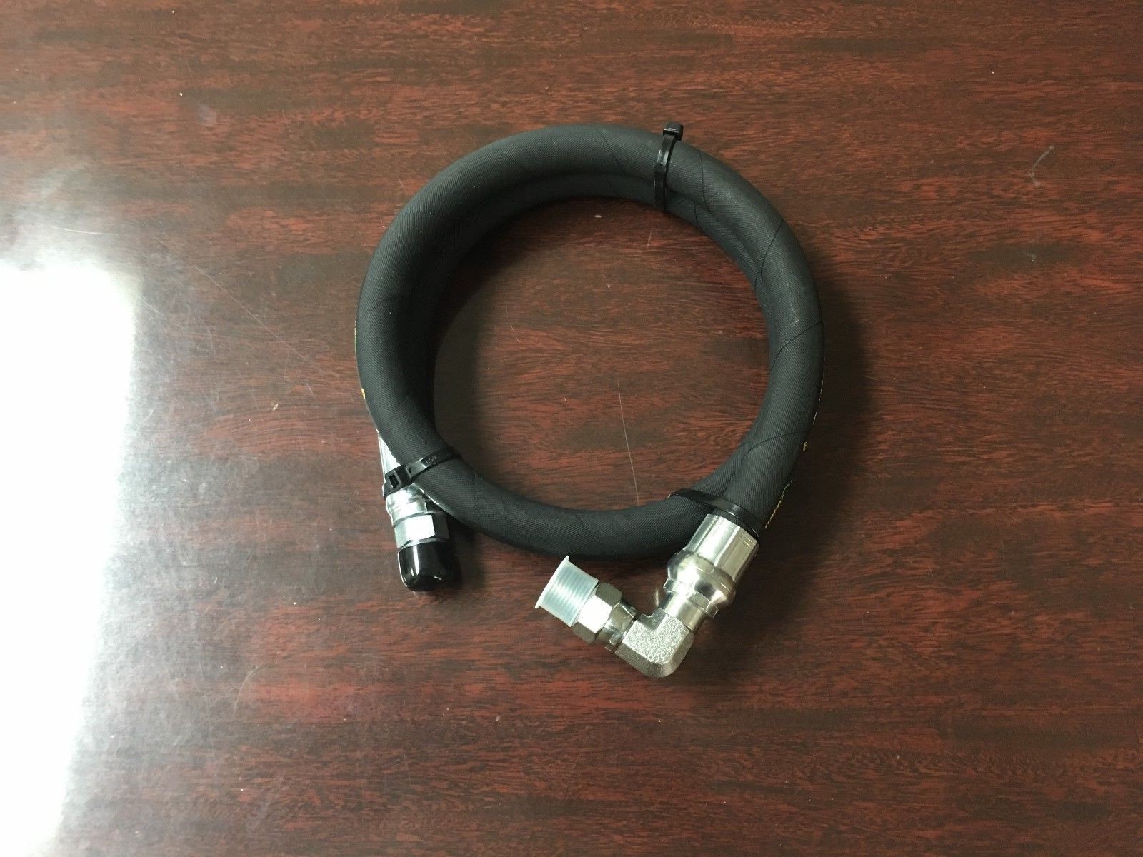 2PK Snow Plow Hydraulic Pressure Hose Meyer 21856 This is a 6,000 PSI assembly 2PK Snow Plow Hydraulic Pressure Hose Meyer 21856 This is a 6,000 PSI assembly