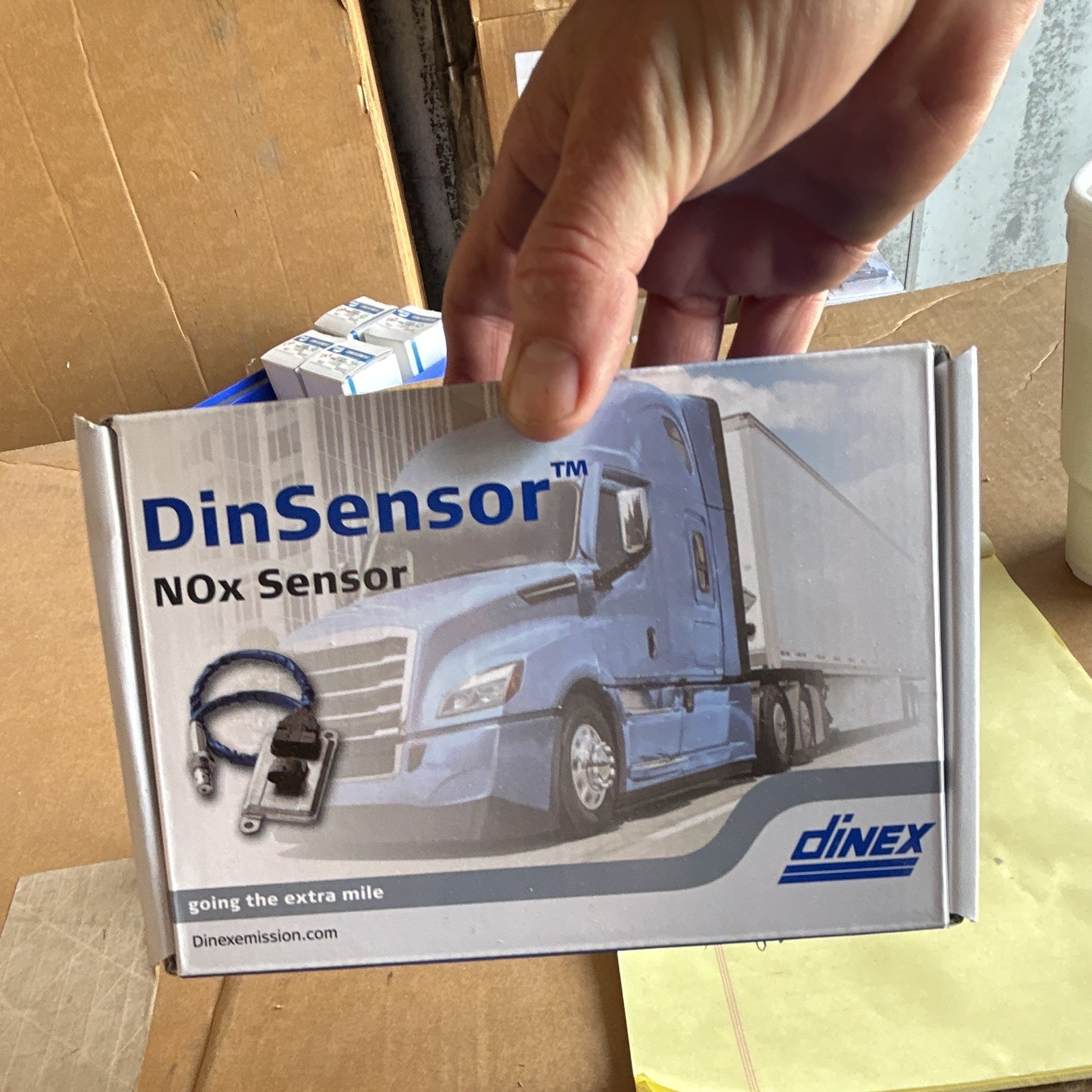 NEW Dinex 5EL004 NOx Sensor Cummins 2872948 4326873 5295473 5WK96742B