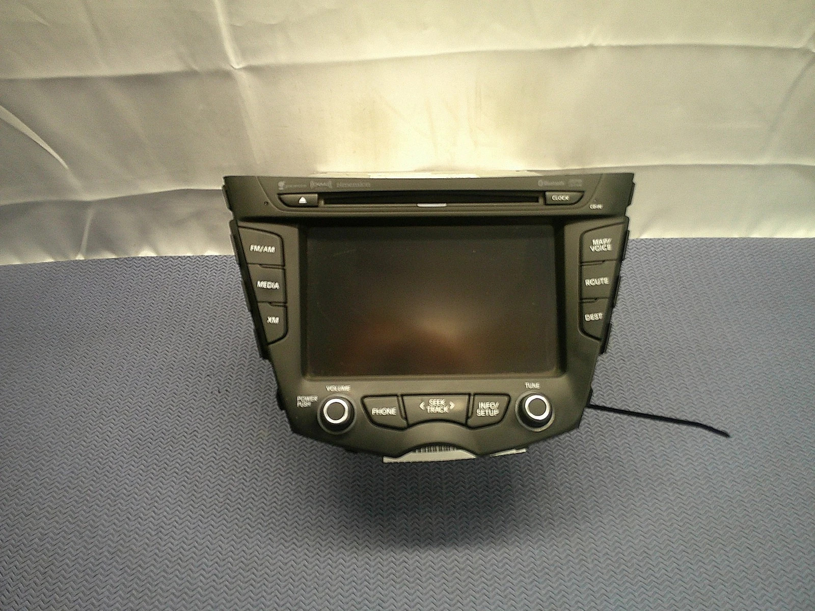 2012-2015 Hyundai Veloster Radio Receiver Display Screen Navigation OEM