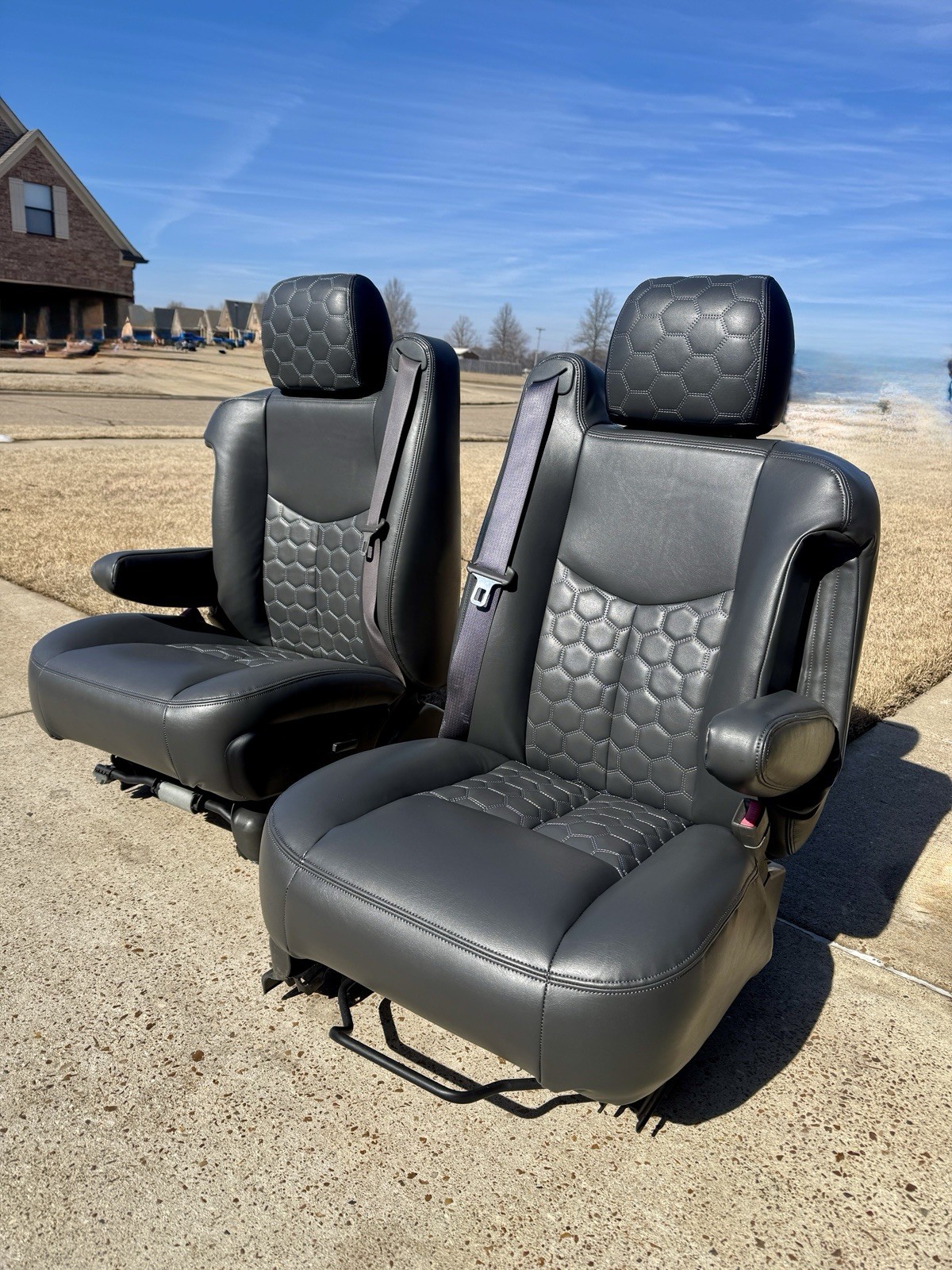 😎2003-2006 Front Seat Cover Silverado Sierra Tahoe Yukon Escalade Chevrolet GMC