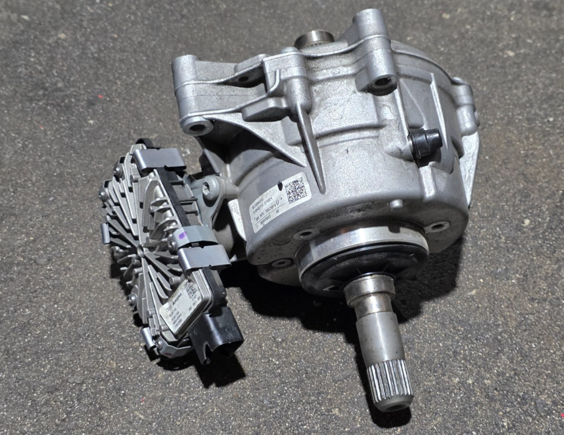 18-24 AUDI A4 A5 A6 A7 Q5 2.0L TRASMISSION TRANSFER CASE OEM OCJ409431C USED