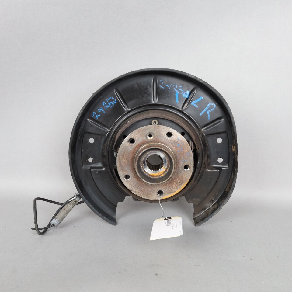 91-97 BMW 840ci 850ci E31 Left Rear Spindle Knuckle Hub 33321090335 OEM 91-97 BMW 840ci 850ci E31 Left Rear Spindle Knuckle Hub 33321090335 OEM