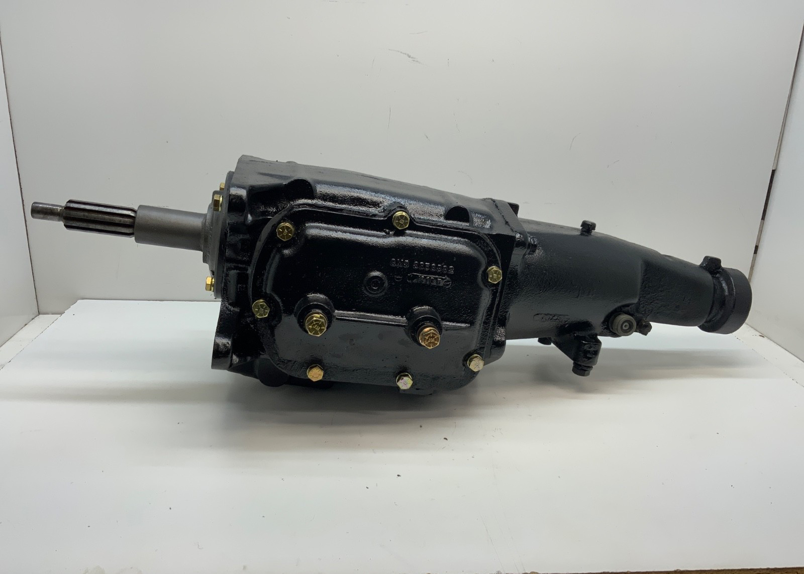 GM 3 SPEED MANUAL TRANSMISSION  SAGINAW 3858992 CAMARO NOVA CHEVELLE C-10 TRUCK