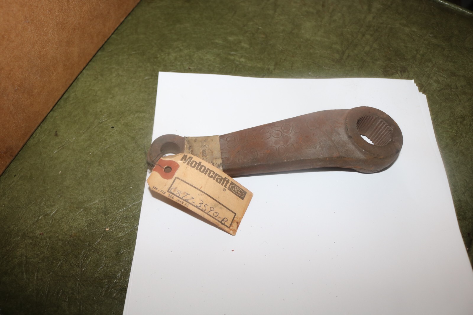 NOS Ford 1968 - 70 Econoline pitman arm E100 E200 C8UA C8TZ-3590-B NOS Ford 1968 - 70 Econoline pitman arm E100 E200 C8UA C8TZ-3590-B