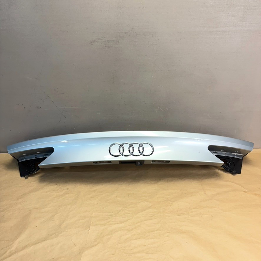 2012-2018 AUDI A7 S7 RS7 SILVER TRUNK LID PANEL SPOILER MOUNT BASE PLATE OEM 2012-2018 AUDI A7 S7 RS7 SILVER TRUNK LID PANEL SPOILER MOUNT BASE PLATE OEM