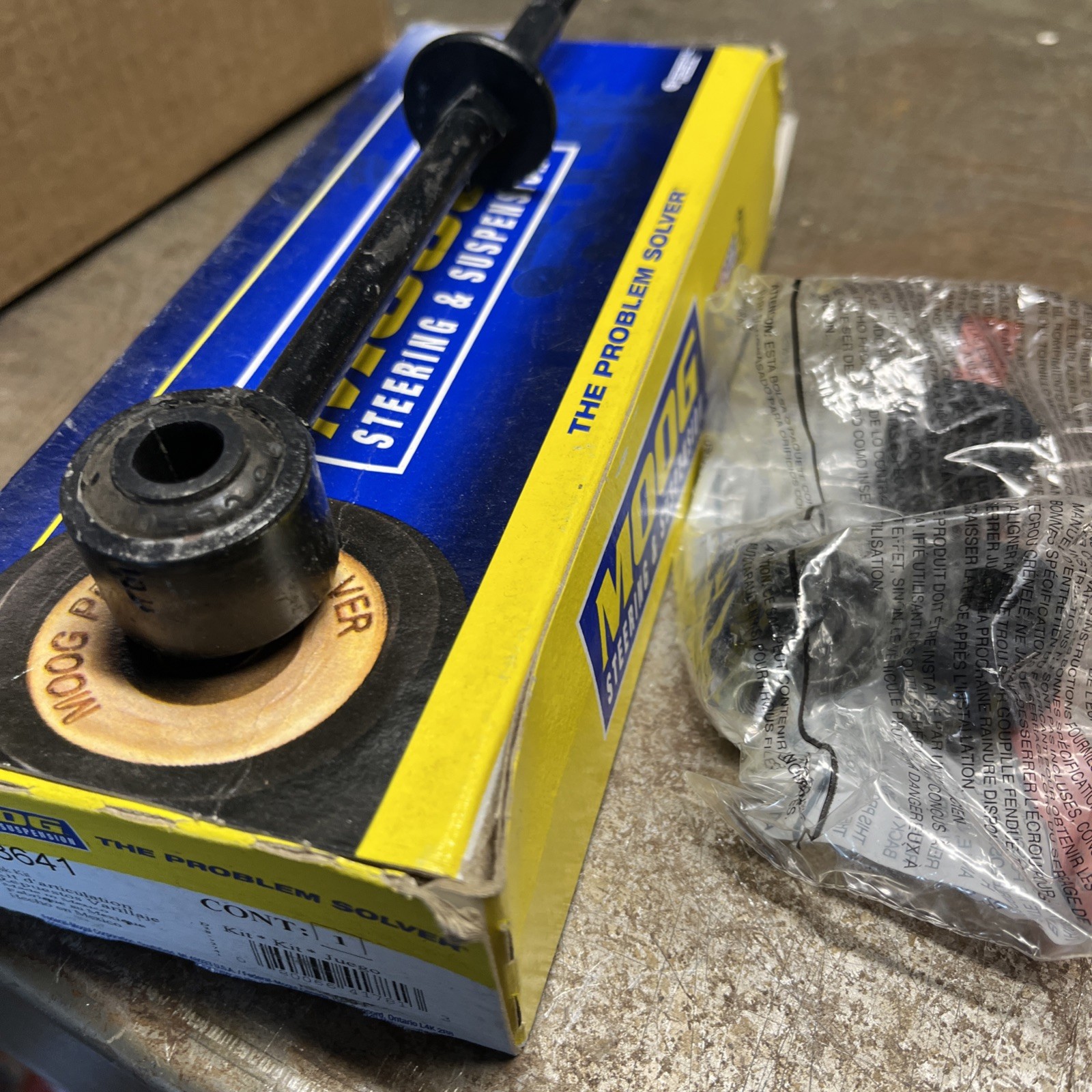 Rear Sway Bar End Link MOOG K8641 Ford Thunderbird 1989 thru 1997