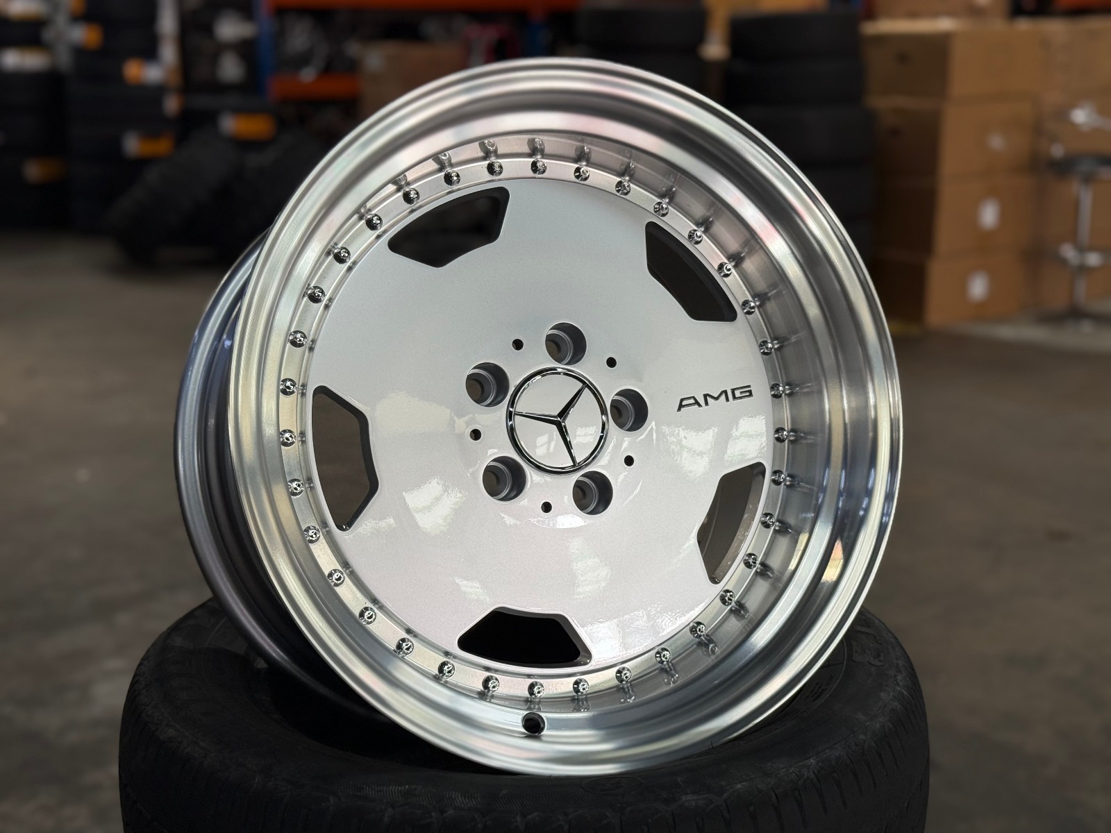 New 17x8 17x9.5 Mercedes Aero Classic Design Silver (4 wheel) 5x112 R129 R107