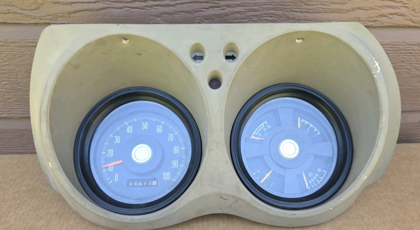 Vtg 1971-77 Dodge Van B100 B200 B300 Instrument Cluster Speedometer Gauges Mopar Vtg 1971-77 Dodge Van B100 B200 B300 Instrument Cluster Speedometer Gauges Mopar