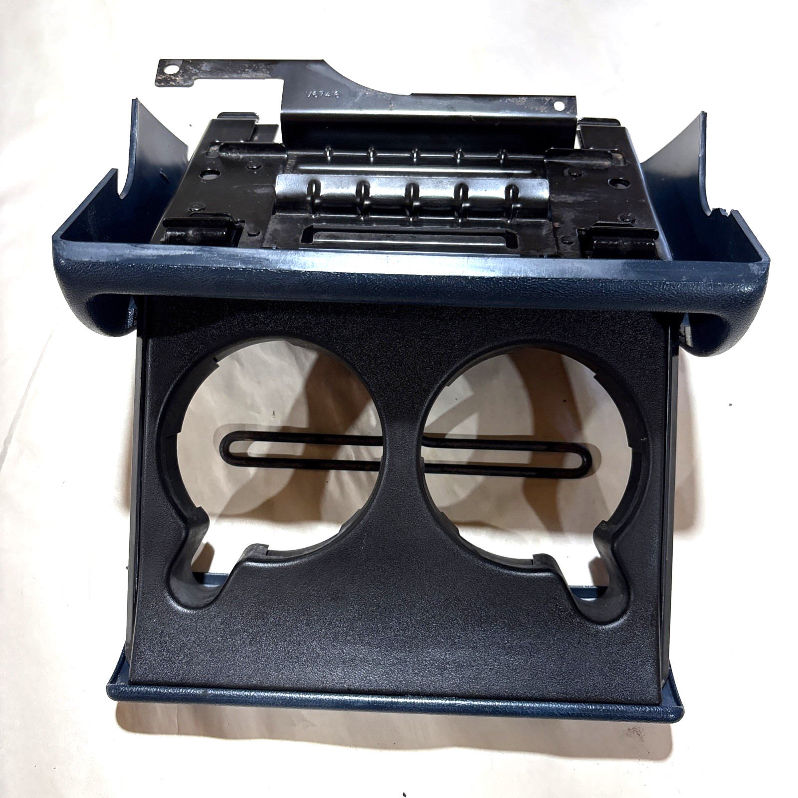 1988-1994 Chevrolet C1500 & Suburban dual cupholder (C2500, C3500) Silverado