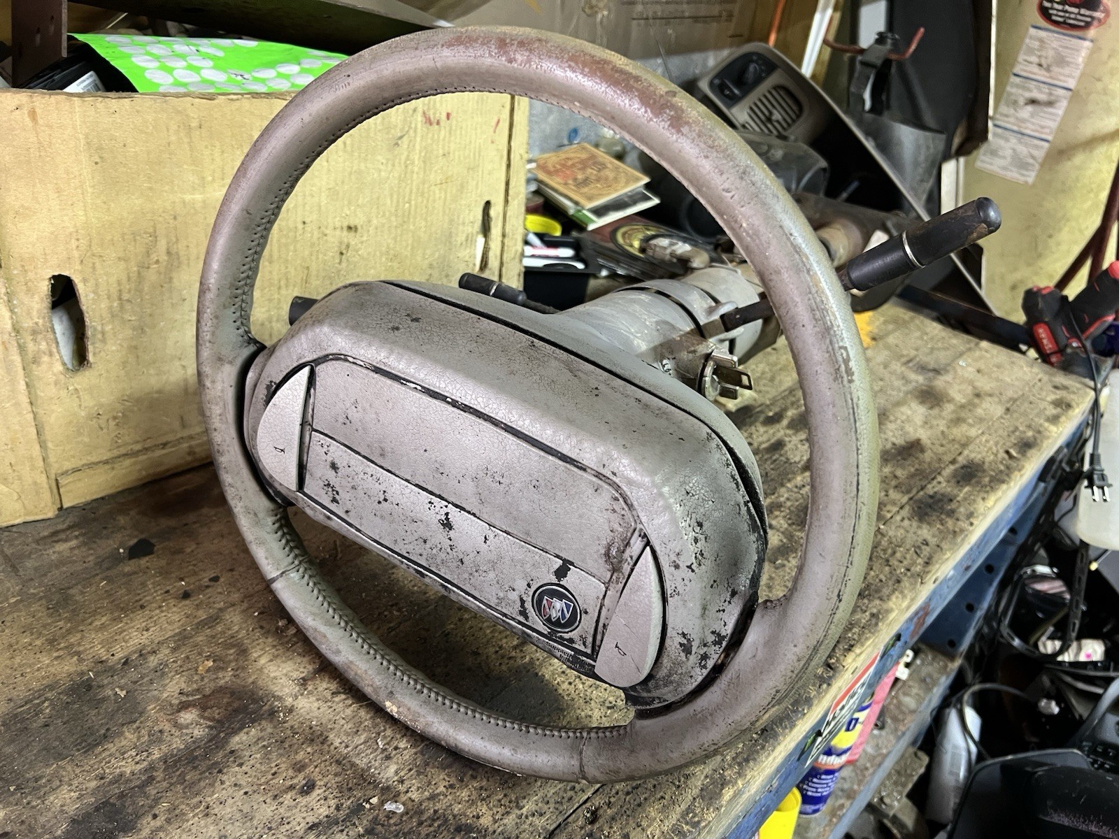1991-1993 BUICK ROADMASTER TILT STEERING COLUMN AUTO. w/KEY GRAY OEM 1991-1993 1991-1993 BUICK ROADMASTER TILT STEERING COLUMN AUTO. w/KEY GRAY OEM 1991-1993